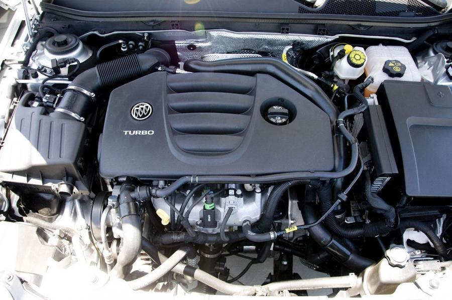  Buick Regal 2011 года  (фото 39 из 77)